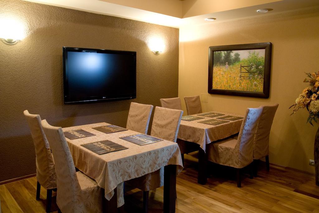 Penzion Benedikti Prievidza Extérieur photo